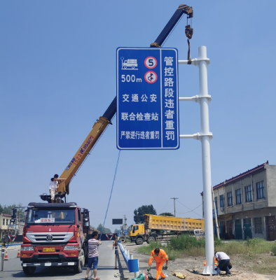 阿勒泰双悬臂标志杆、交通标志杆制作、门架立柱加工厂家